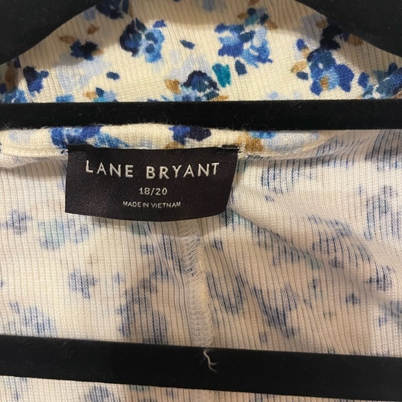 Lane Bryant wrap top - Picture 2 of 2